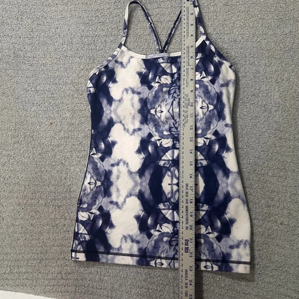 Lululemon Power Y Tank 4 Indigo White‎ Kaleidoscope Yoga Pilates Athleisure Boho